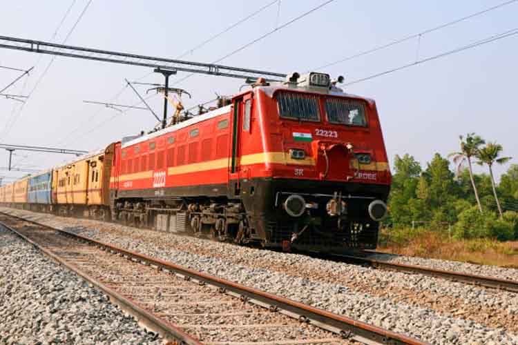 Train to Dandeli